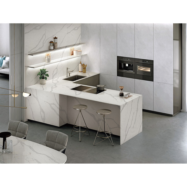 Encimera de cuarzo Calacatta para ba&ntilde;o con gabinetes de roble
